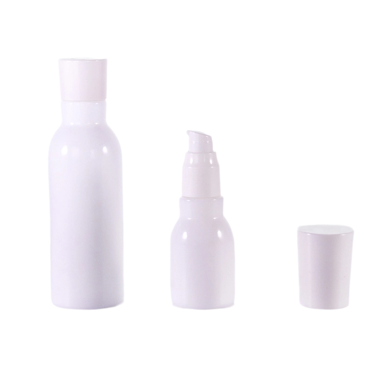 Frasco de loção de vidro branco opalino de 150 ml